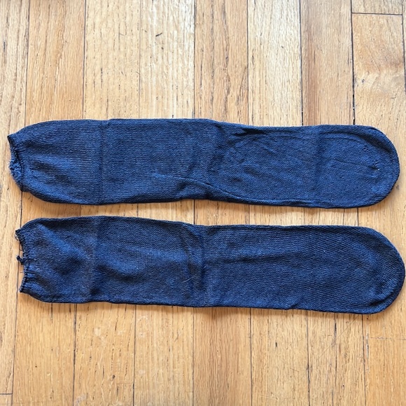 Socks & Eye Masks - Picture 4 of 5